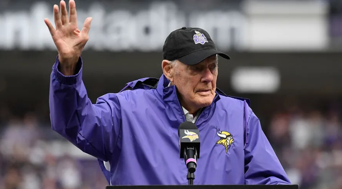 Bud Grant picture